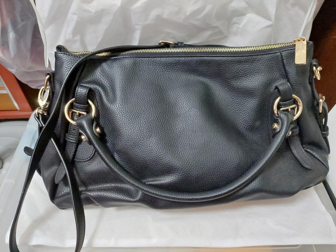 Charles and Keith Shoulder Bag (Black), Women's Fashion, Bags & Wallets