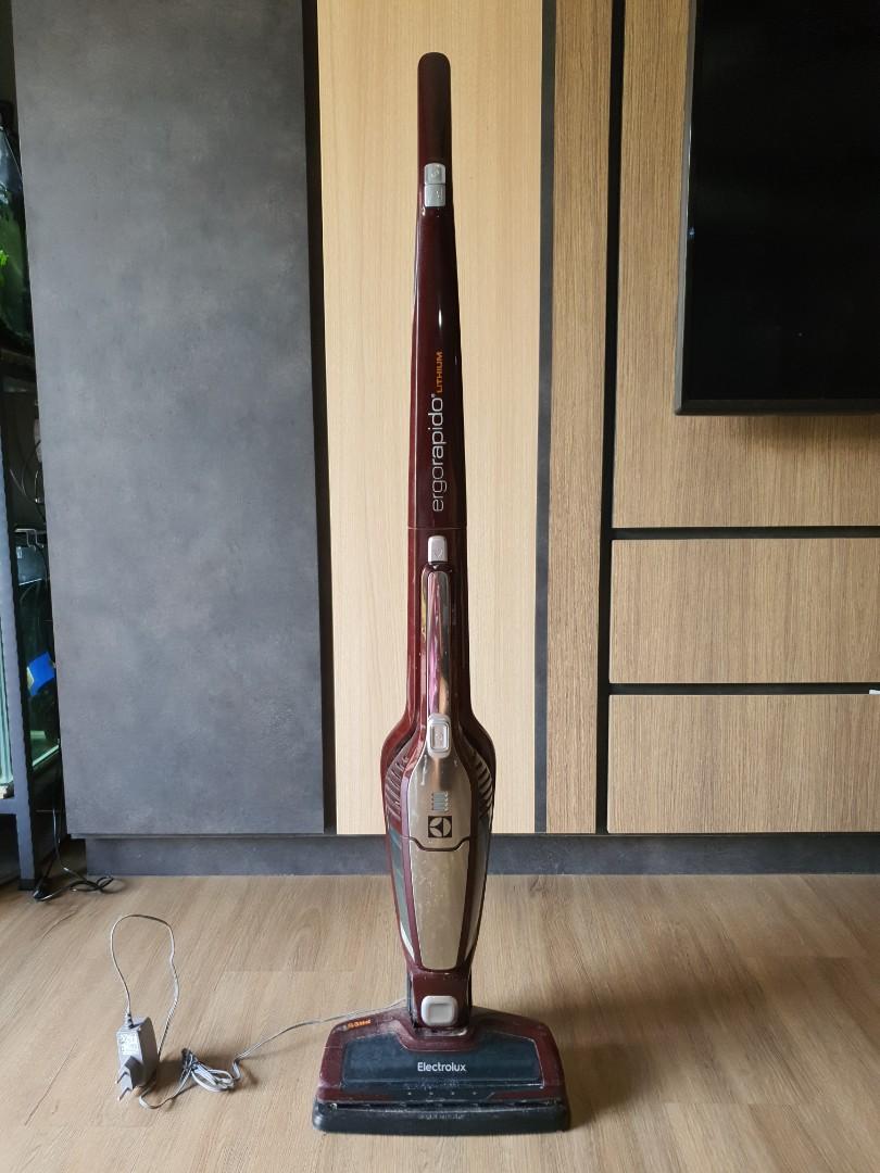 Electrolux Stick Vacuum Cleaner, TV & Home Appliances, Vacuum Cleaner