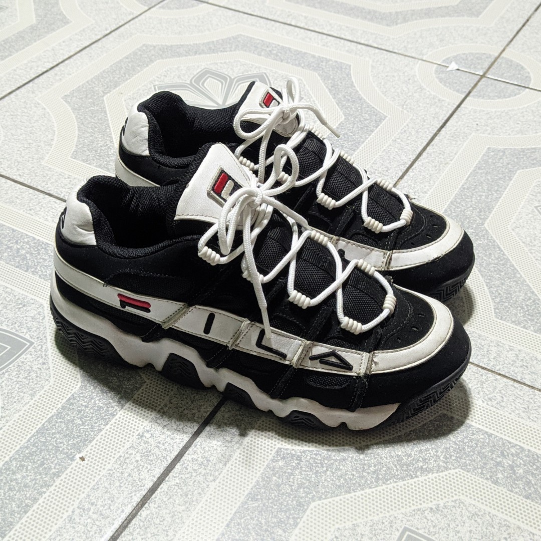 FILA BARRICADE, Men's Fashion, Footwear, Sneakers on Carousell