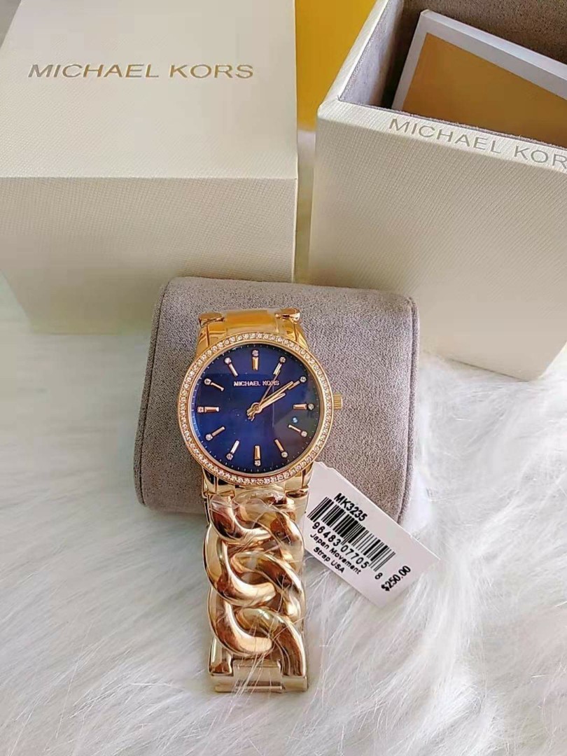 Free Shipping Michael Kors watch, Luxury, Watches on Carousell