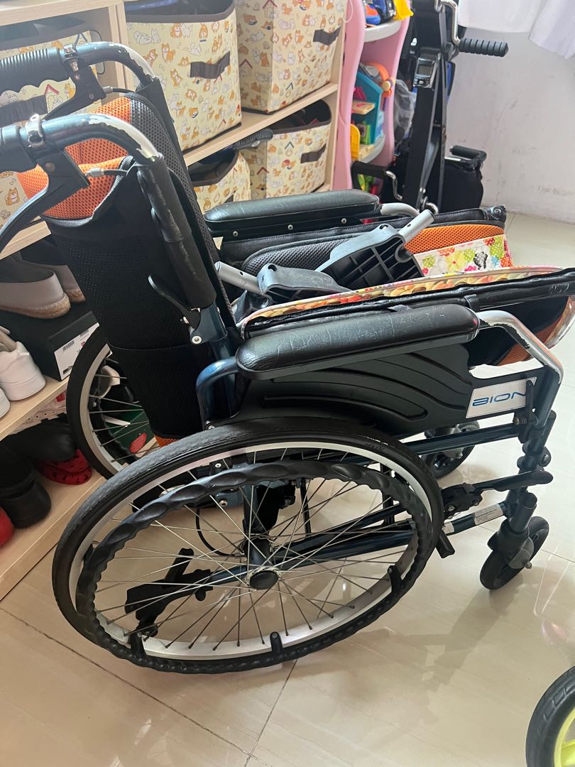 Free Wheelchair., Health & Nutrition, Assistive & Rehabilatory Aids