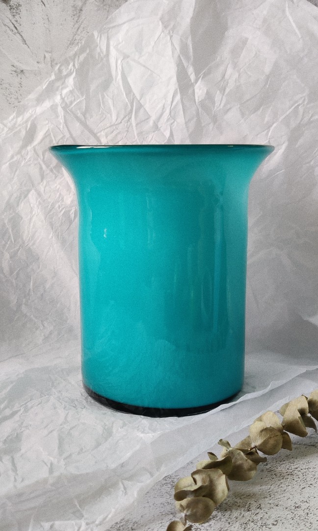 Glass Big Vase, Hobbies & Toys, Memorabilia & Collectibles, Vintage