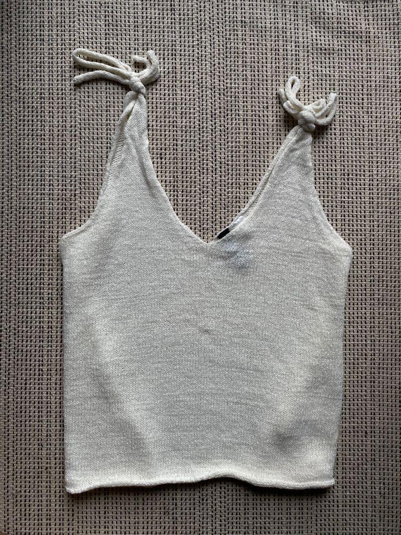 H&M Top, Women's Fashion, Tops, Sleeveless on Carousell