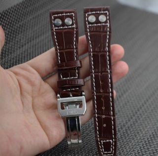 (Category: ) located in . Submitted by watchshop2000 (Listing ID 1170170940, Image 1). Description: .