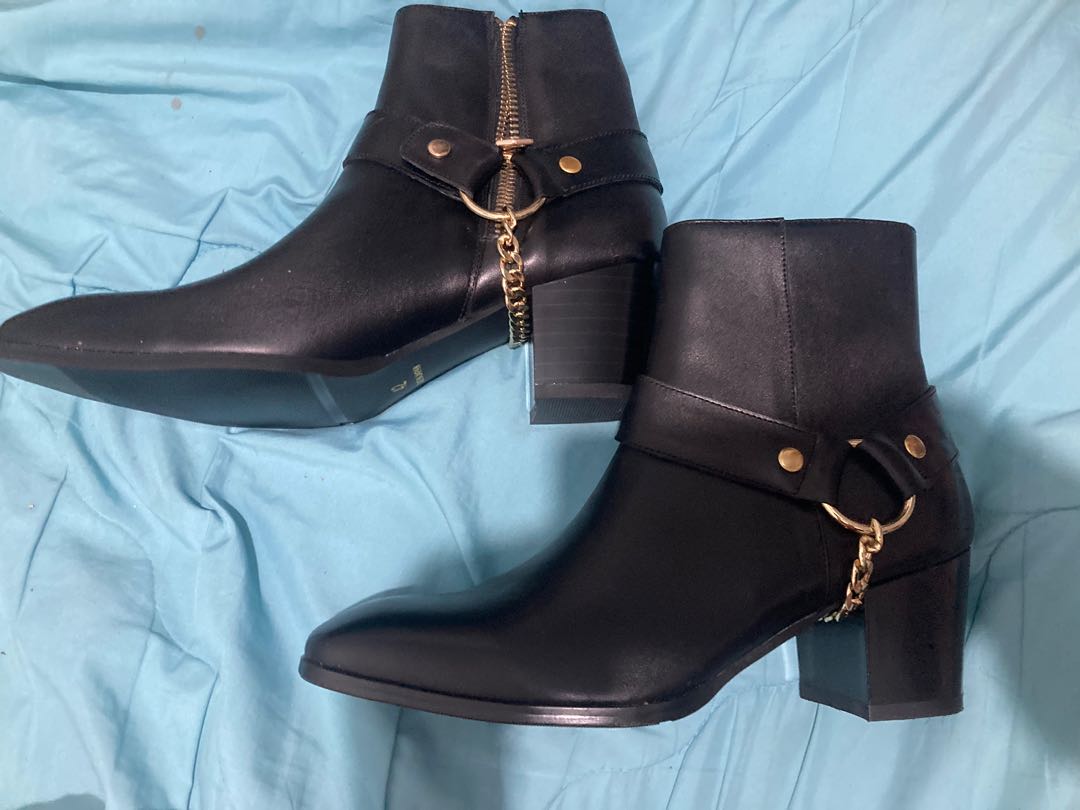Japan Boots, Women's Fashion, Footwear, Boots on Carousell