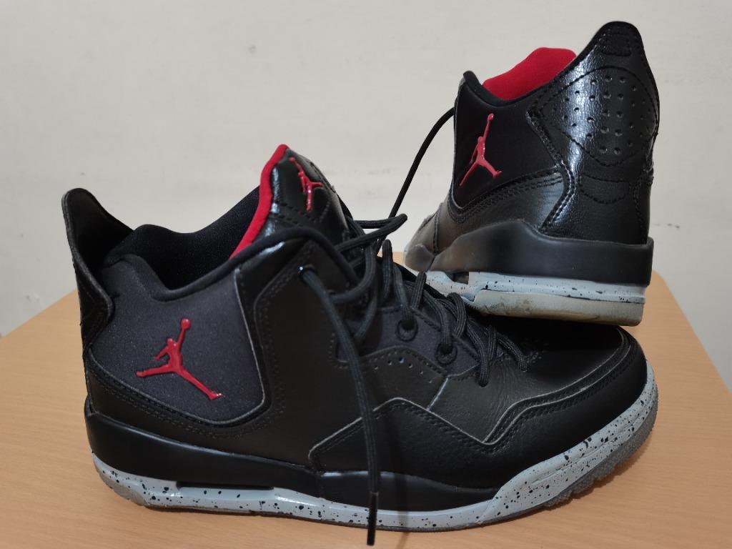 Jordan courtside top 23 bred