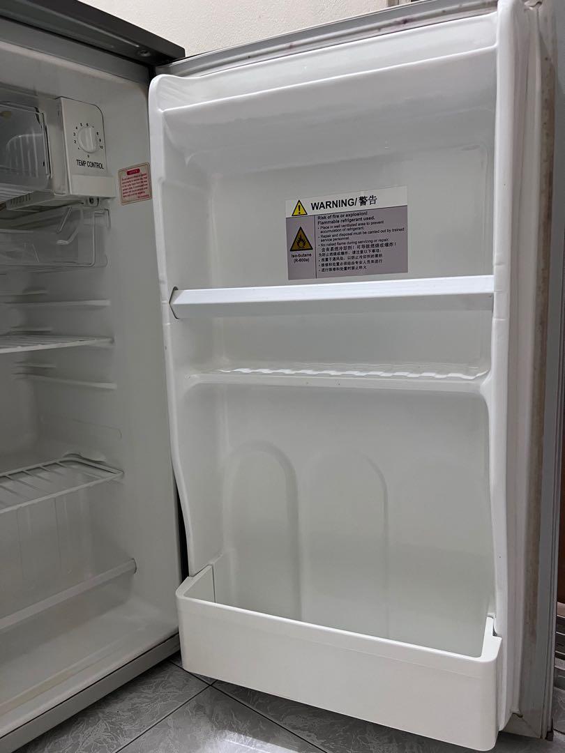 LG Bar Fridge 94L (4 ticks), TV & Home Appliances, Kitchen Appliances