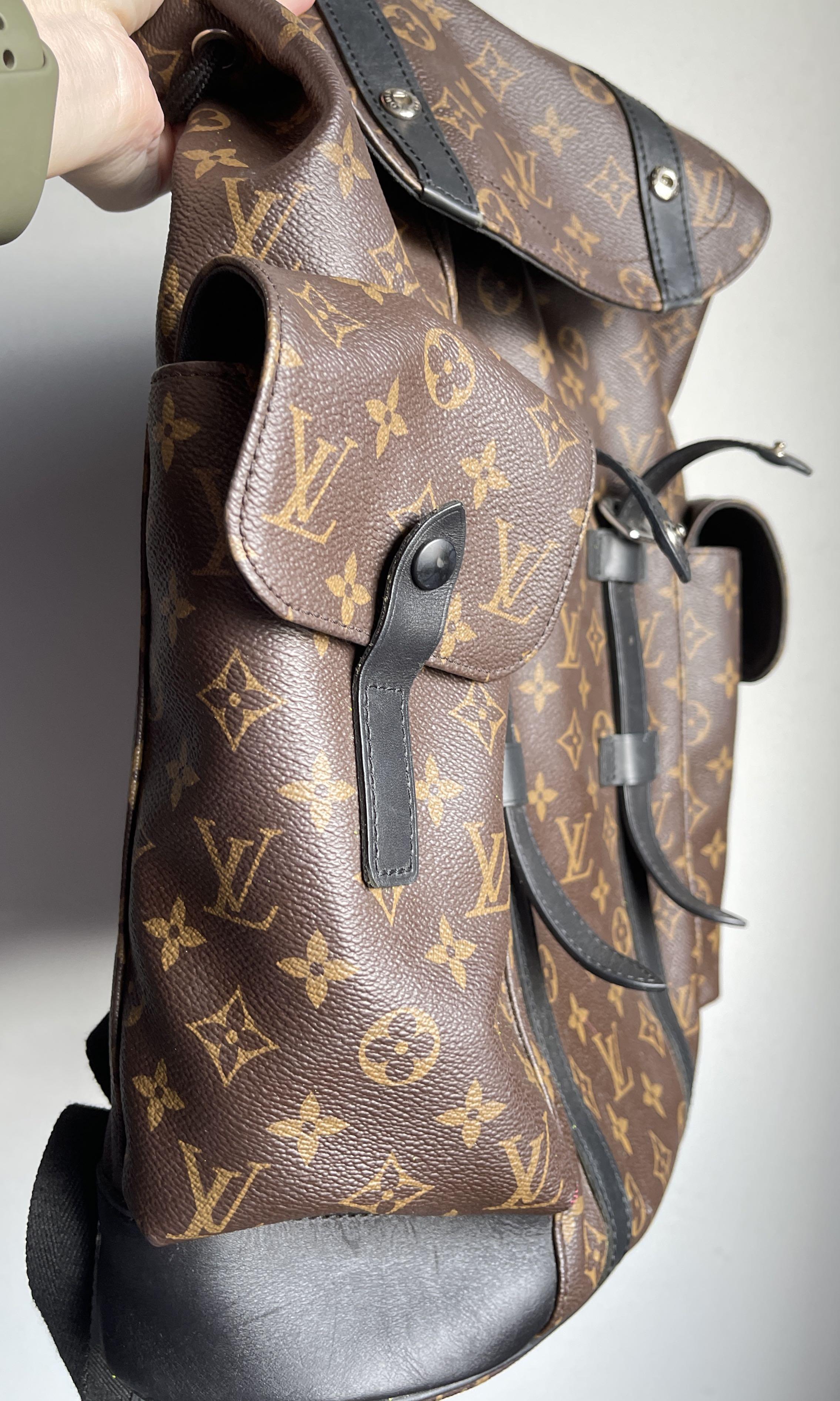 Louis Vuitton Christopher MM Backpack, Men's Fashion, Bags, Backpacks on  Carousell