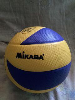 Mikasa Volleyball MVA200 Leather