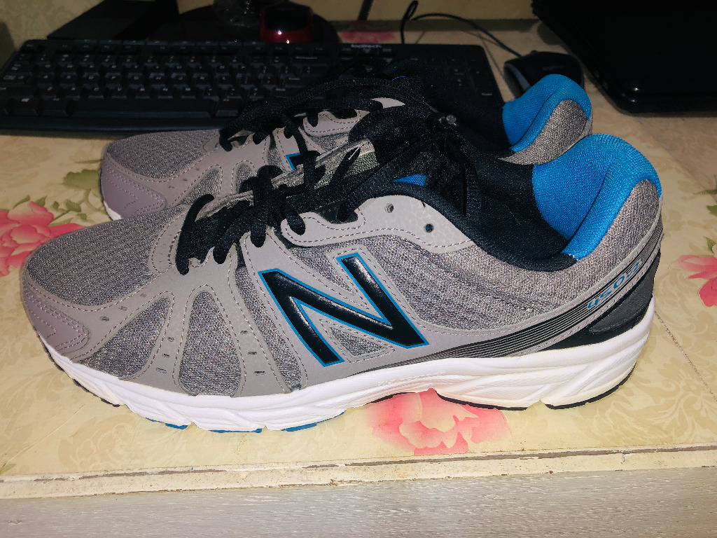 NEW BALANCE 450 V2, Men's Fashion, Footwear, Sneakers on Carousell