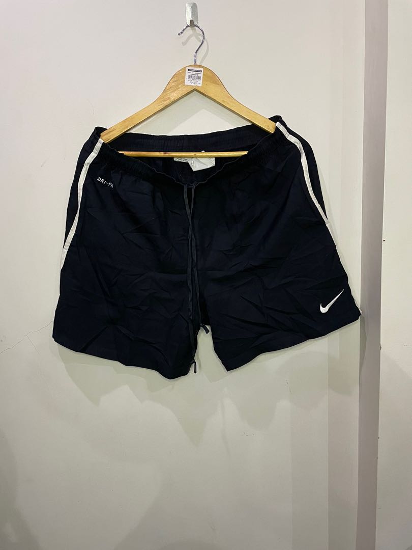 NIKE ABOVE THE KNEE SHORT, Men's Fashion, Bottoms, Shorts on Carousell