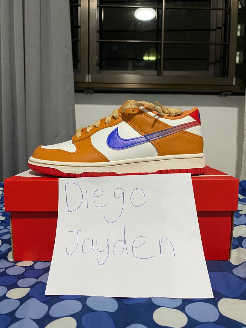 sb dunk low orange