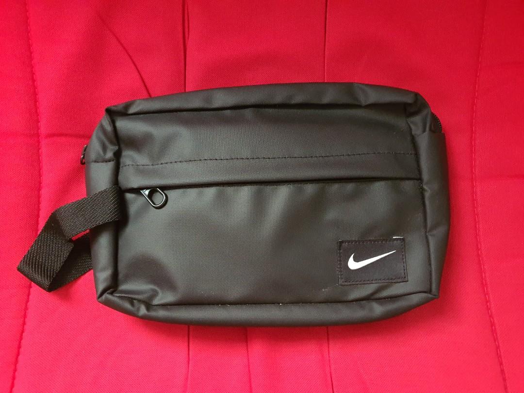 mens nike pouch
