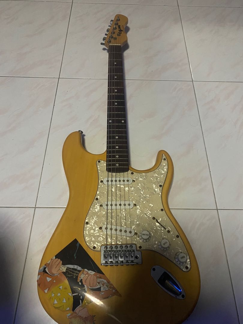 Noob electric guitar, Hobbies & Toys, Music & Media, Musical