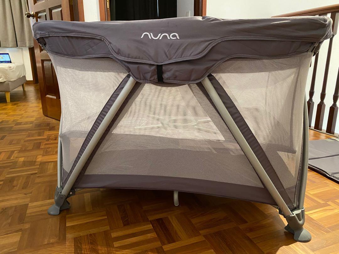Nuna portable cot, Babies & Kids, Baby Nursery & Kids Furniture, Cots