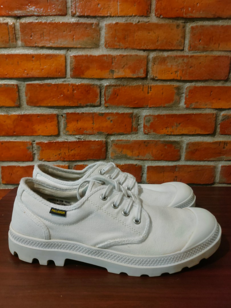 Palladium Pampa Ox low Triple White Canvas Men s Fashion
