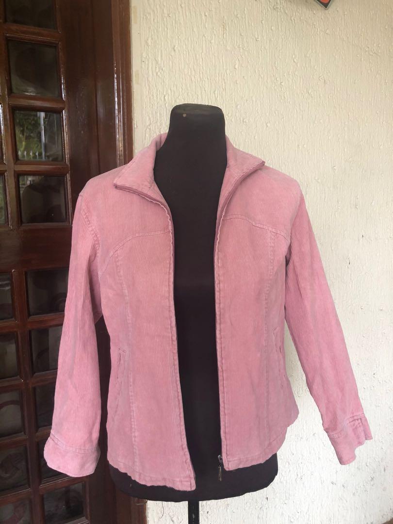 Pink Corduroy Jacket (Category: Coats, Jackets and Outerwear) located in Cainta. Submitted by miles.bautista (Listing ID 1170147557, Image 1). Description: -Large on tag but fits XS-S -no issue Payment: GCash only Shipping: lalamove/grab/courier.