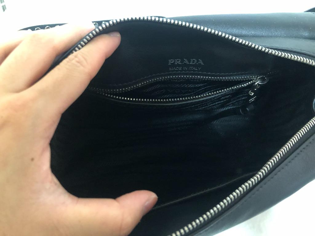 Prada Grace Lux Shoulder Bag, 名牌, 手袋及銀包- Carousell