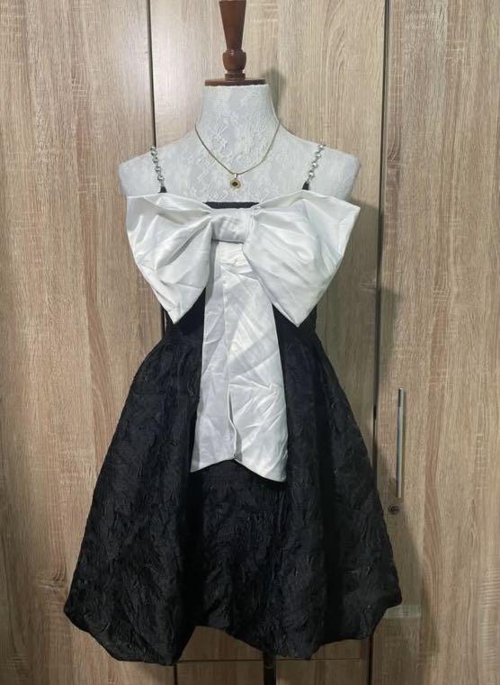 Black and white hotsell gown for debut