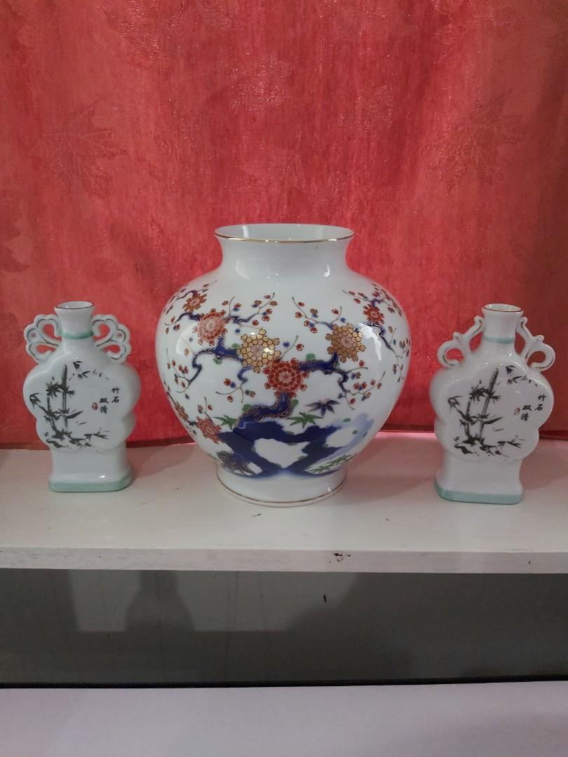 Sakura and Bamboo vase - take all (Category: Vases & Decorative Bowls) located in Cordova. Submitted by profisi1 (Listing ID 1170185035, Image 1). Description: Spring cleaning again All in prestine condition. what u see is what u get. Actual photos, no filter just daylight.no effects. Pls msg us if u have any concern. location: Lapulapu city. if u are within Cebu we can Lalamove it.😊😊😊.