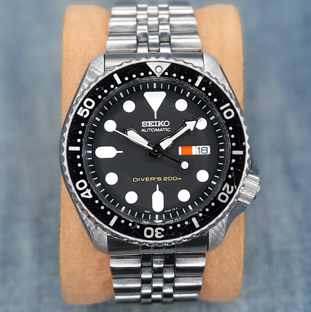 Seiko SKX007K 7S26-0020 Diver's 200 Meters Automatic Watch, Men's Fashion,  Watches & Accessories, Watches on Carousell