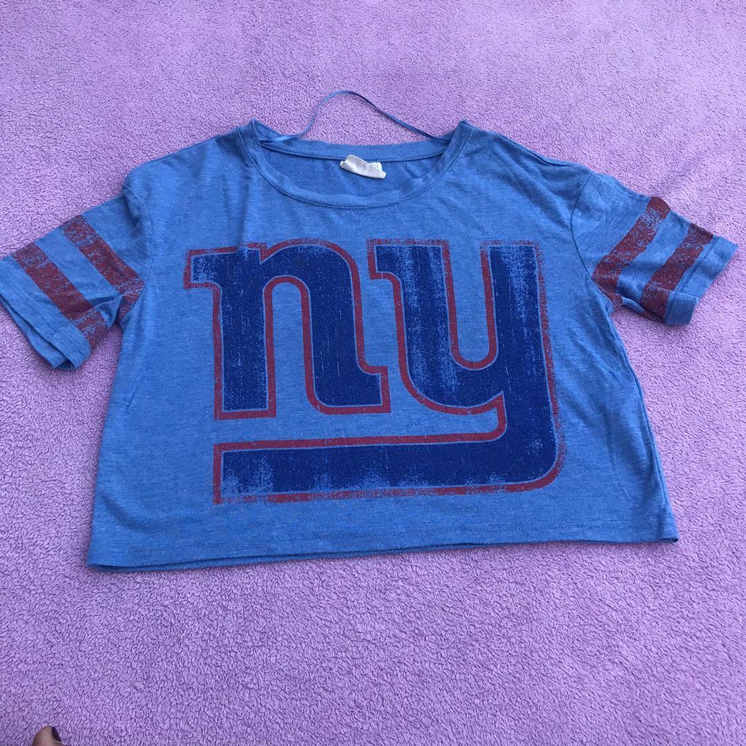 Semi croptop (Category: Others Tops) located in Caloocan City. Submitted by skeeeeeeeeeks (Listing ID 1170027986, Image 1). Description: Brand: H&M Condition: 9/10 Size: XS - M ✨ Open for shopee check out ✨ Open for lazada check out ✨ Open for COD / COP ✨ Gcash / Paymaya / Unionbank only ✨ Any same say delivery courier ✨ DPX / LBC / J&T Meet ups: Week days - West Avenue or Ayala Clover leaf Weekends - MCU or Bagong barrio 📍Caloocan City.