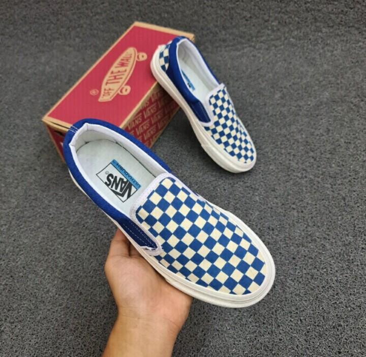 Sepatu vans cheap slip on