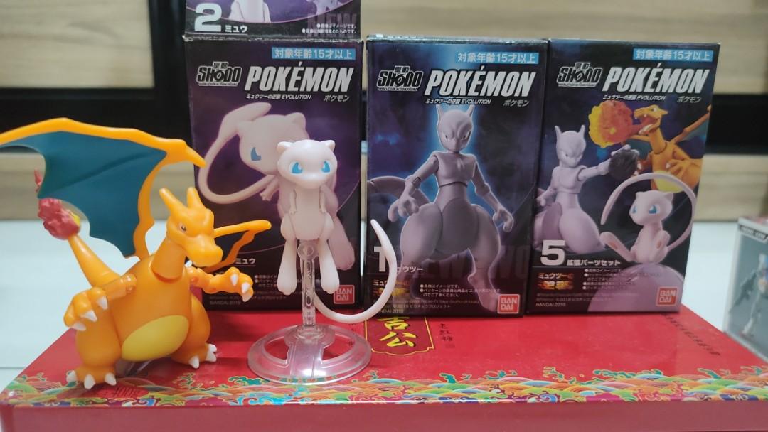 Pokemon Shodo - Kit Mew, Mewtwo e Charizard - Bandai em Promoção
