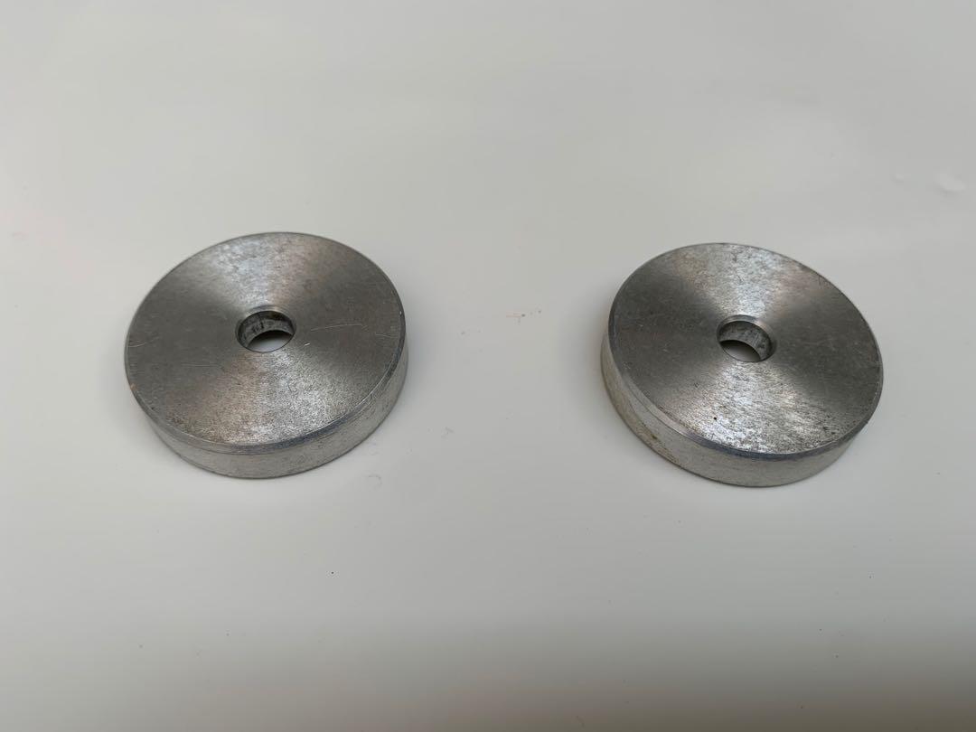 Technics Original 45 RPM Adapter 2units (Category: Portable Audio Accessories) located in Paranaque City. Submitted by seb_trading (Listing ID 1170129393, Image 2). Description: for 7" vinyl record 2units 45RPM adapter original technics for SL1200mk2 silver color only needs cleaning last price buy only one for 1k.