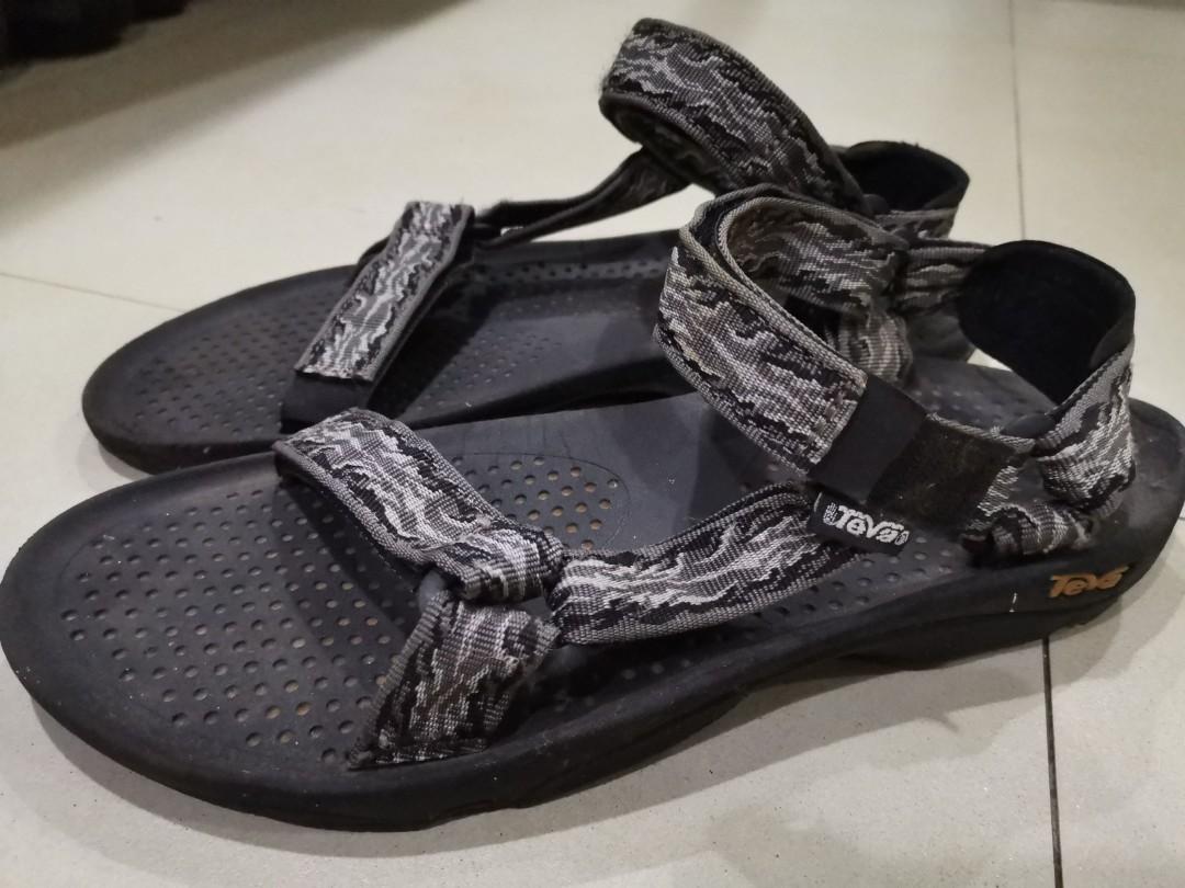 Teva sandals, Men's Fashion, Footwear, Flipflops and Slides on Carousell