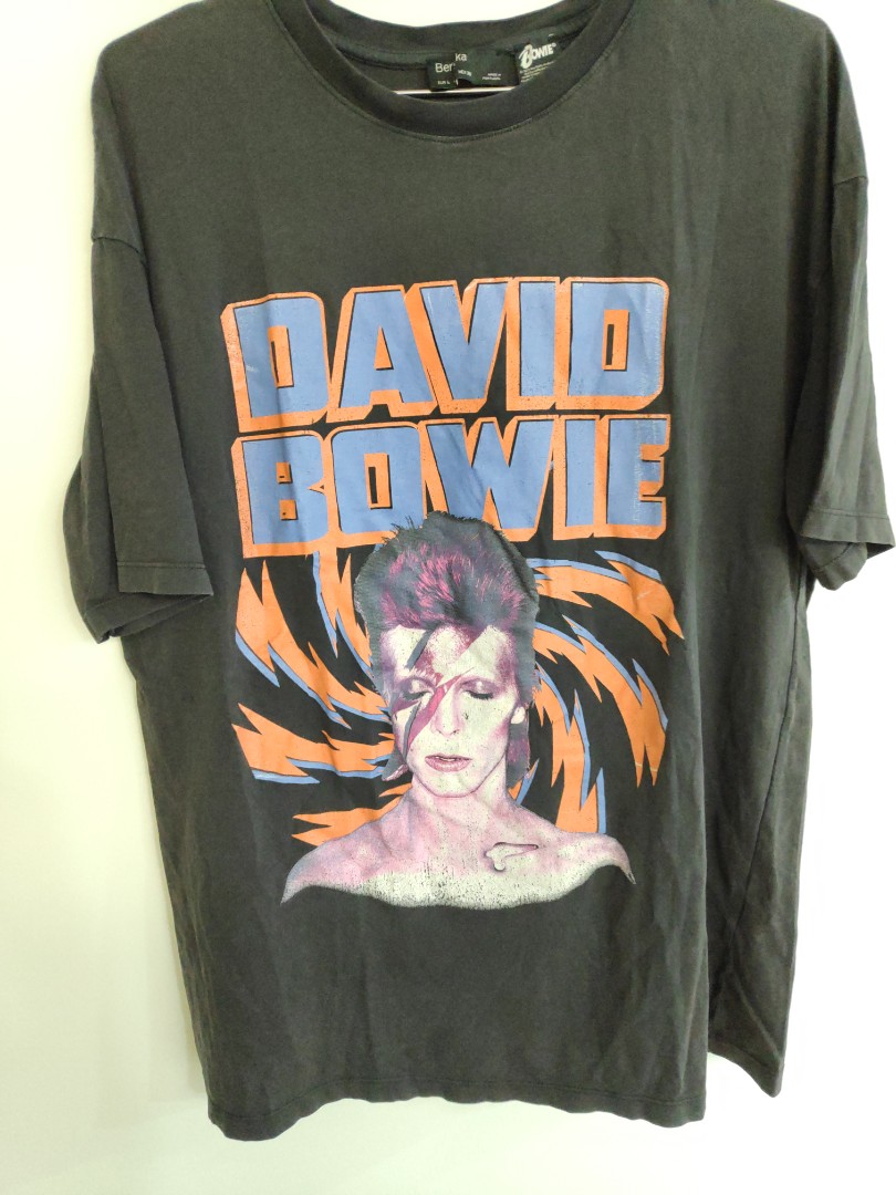 Vintage David Bowie T shirt Bershka, Fashion, Tops & & Polo Shirts on Carousell