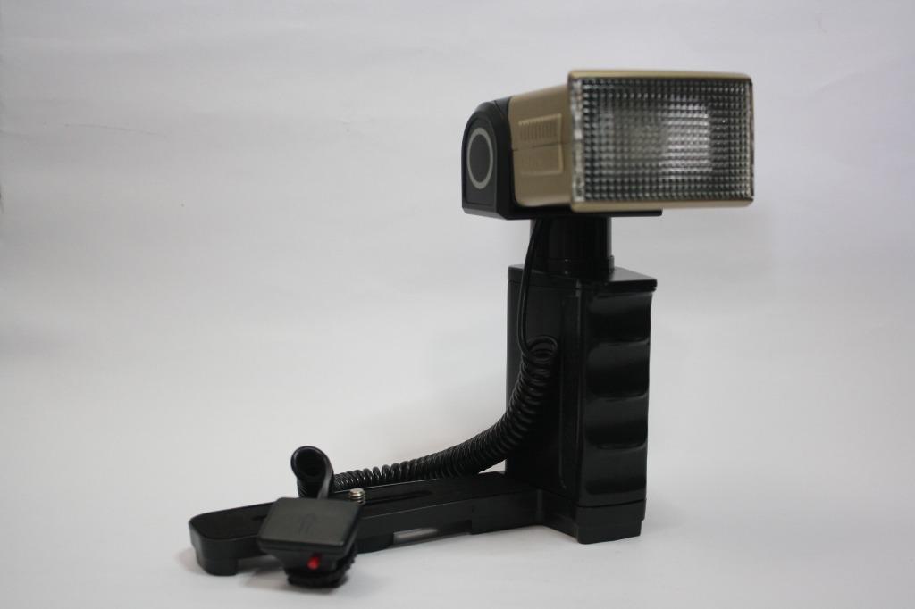 Vintage Flash for film camera, Photography, Photography Accessories