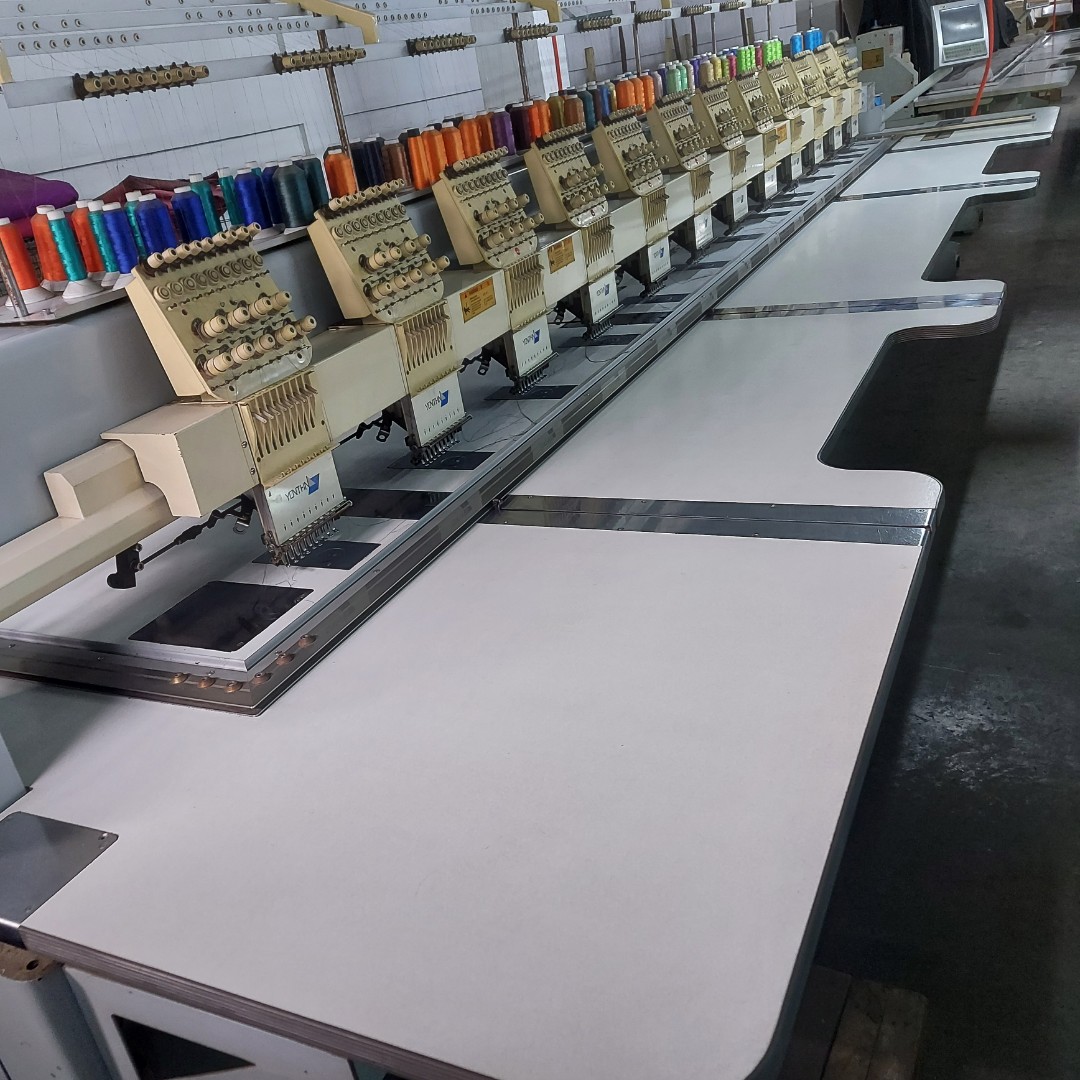 Yonthin Embroidery machine, Commercial & Industrial, Industrial