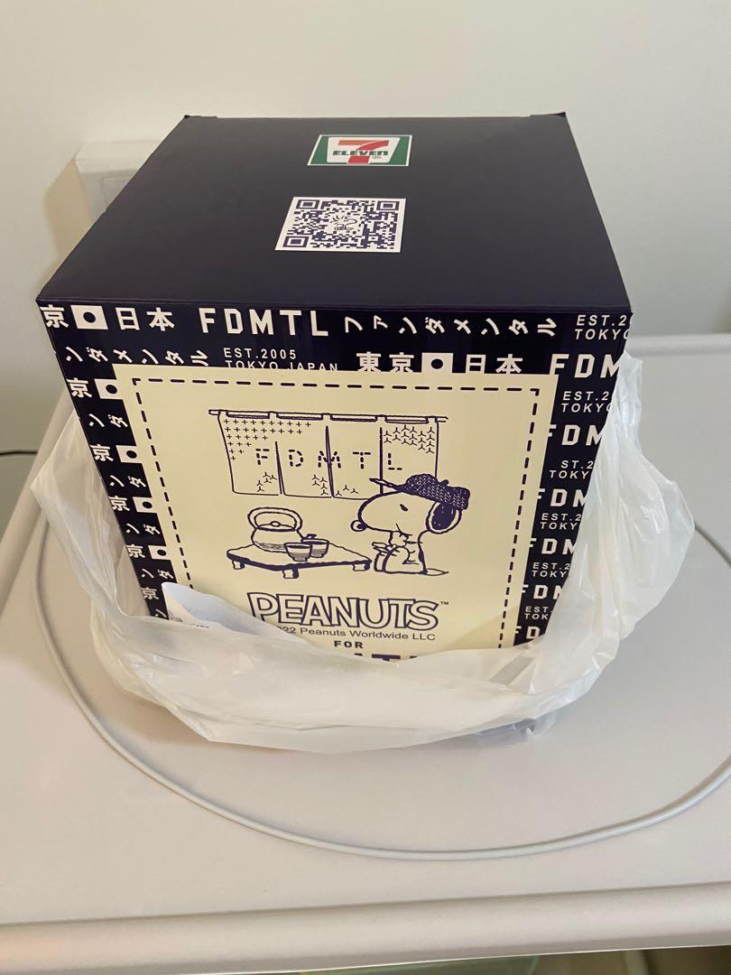711 Peanuts x FDMTL snoopy plush, Everything Else on Carousell
