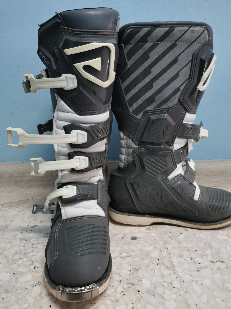 Acerbis on sale motocross boots