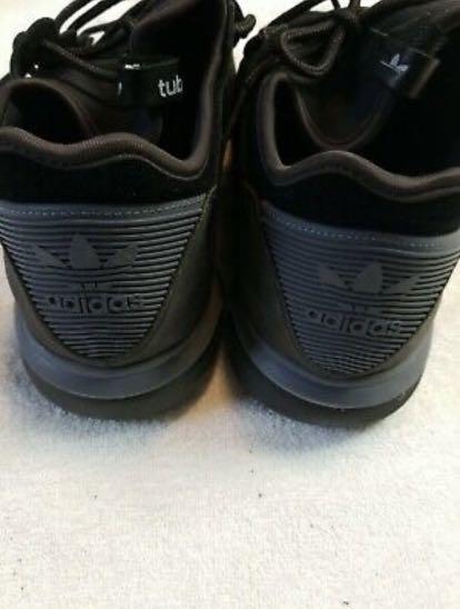 adidas tubular moc runner 跑鞋, 他的時尚, 鞋, 運動鞋在旋轉拍賣