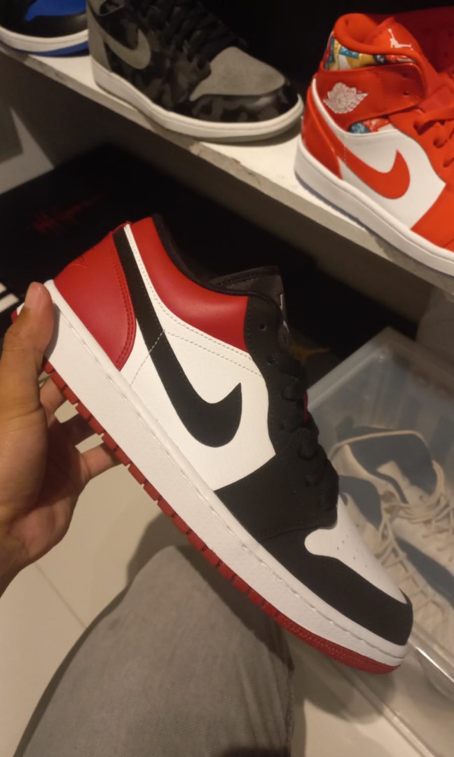 aj1 low black toe