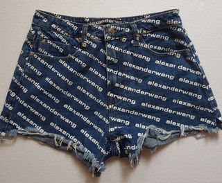 (Category: ) located in . Submitted by pewpay (Listing ID 1173613258, Image 1). Description: .