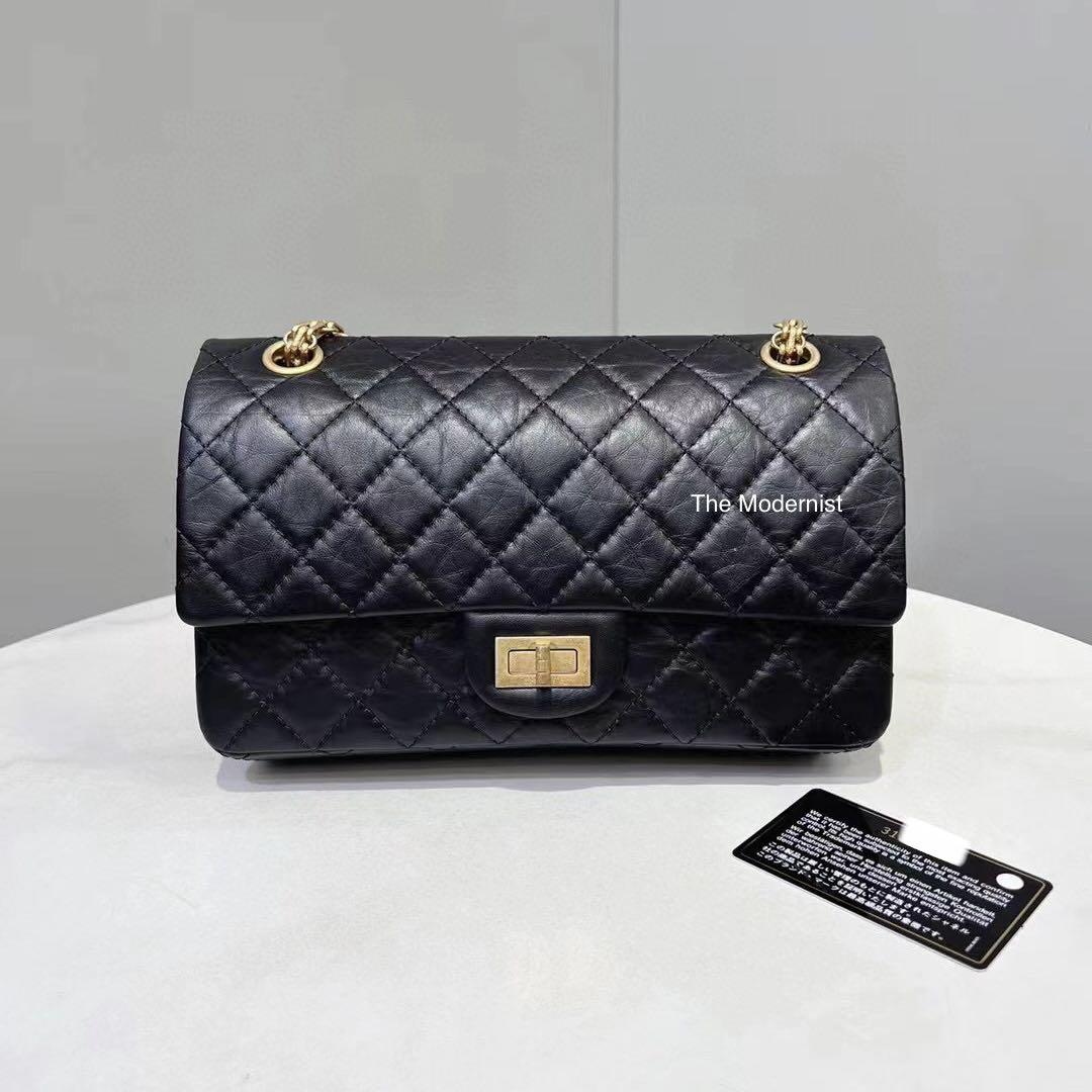 Chanel discount 2.55 size