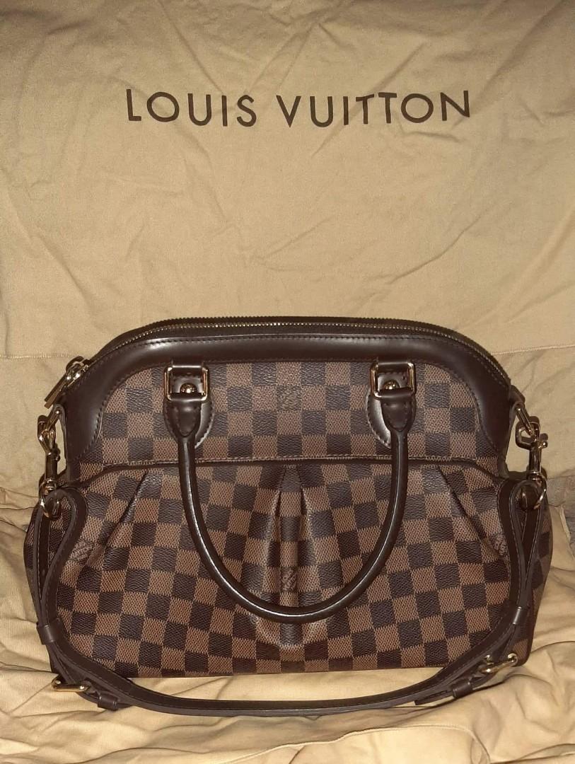 CLEARANCE Auth LV Trevi PM Damier Ebene with Entrupy Cert, Luxury, Bags &  Wallets on Carousell