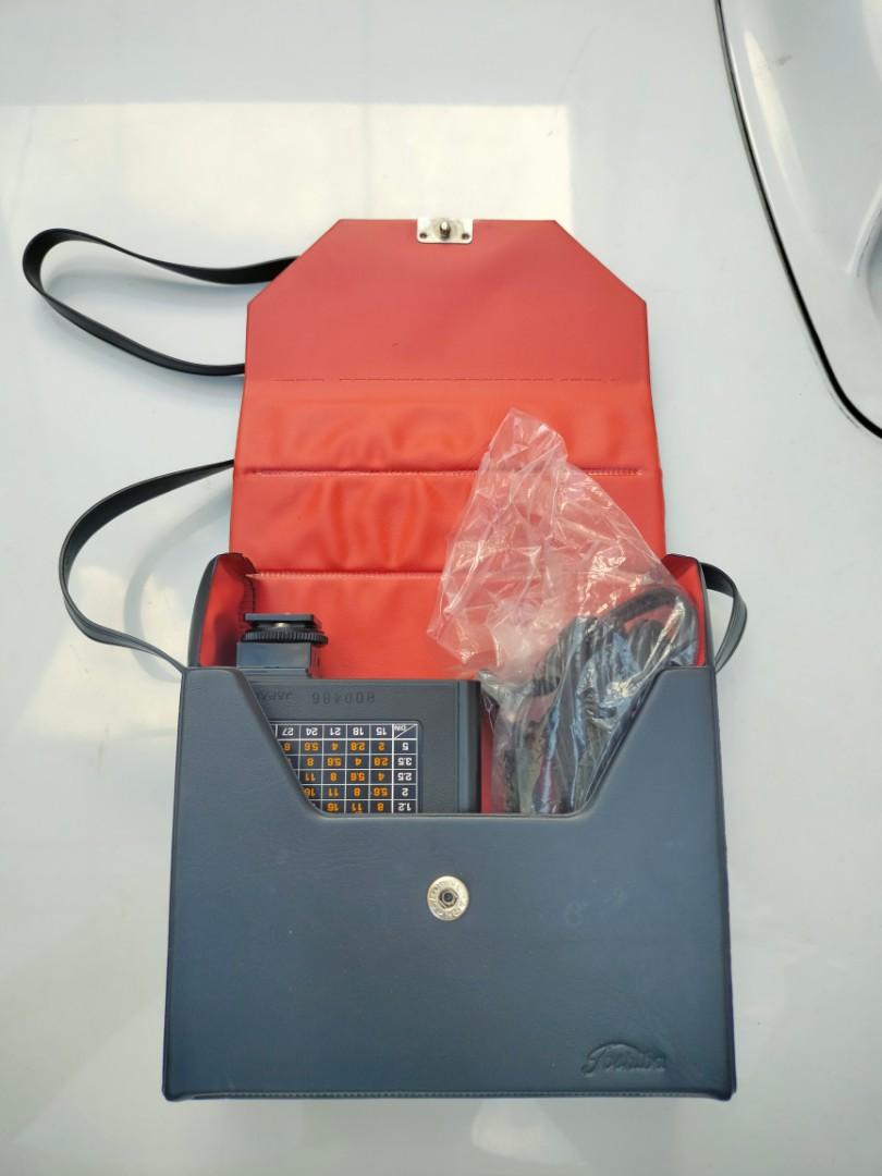 camera flash , toshiba (Category: Camera Bags & Carriers) located in Caloocan City. Submitted by m.hobby (Listing ID 1173612256, Image 2). Description: toshiba ts-483 (5020) good working condition with bag(case) tested sa 110v power at sa battery check pictures location: bagbaguin caloocan city gcash or cod lalamove 1200+ sf.