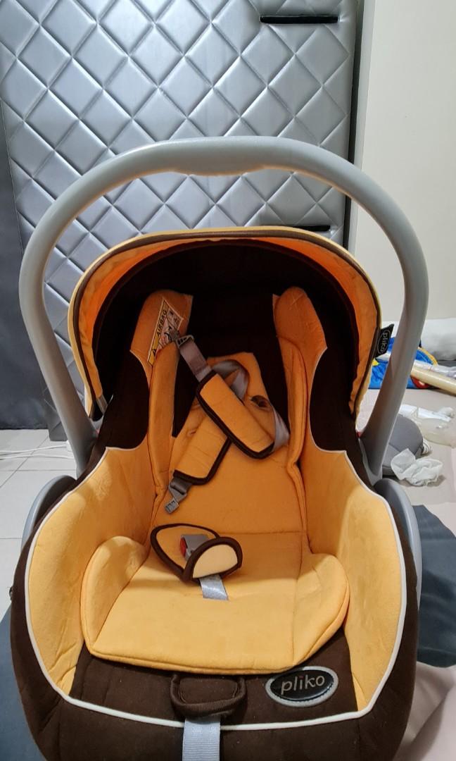 Car seat sales pliko second