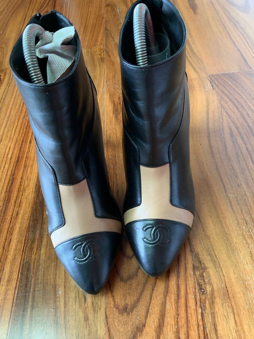 Chanel sales chelsea boots