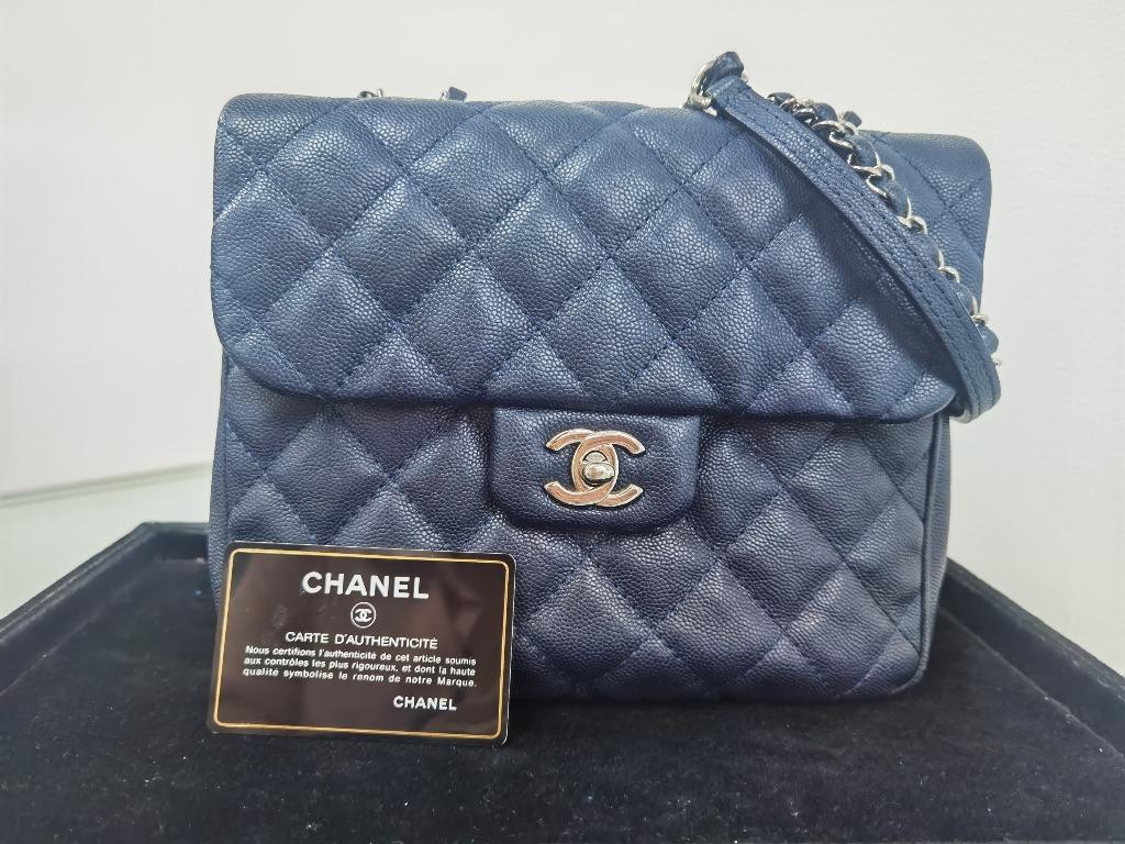 Chanel urban sales companion medium
