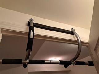 Chin up Pull up Bar Door Frame