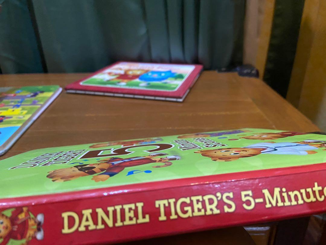 Daniel Tiger's 5minute Stories, Hobbies & Toys, Books & Magazines