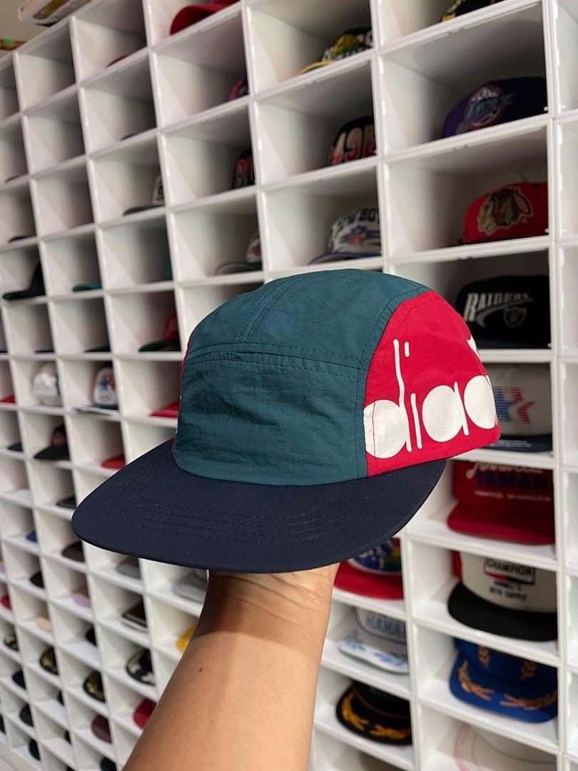 Diadora hat store