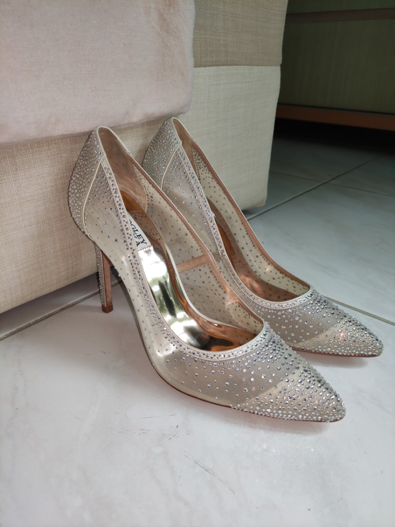 Badgley mischka weslee pointy toe pump discount