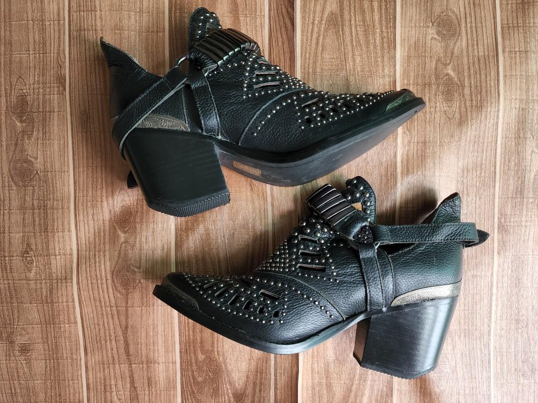 Calhoun ankle boot cheap