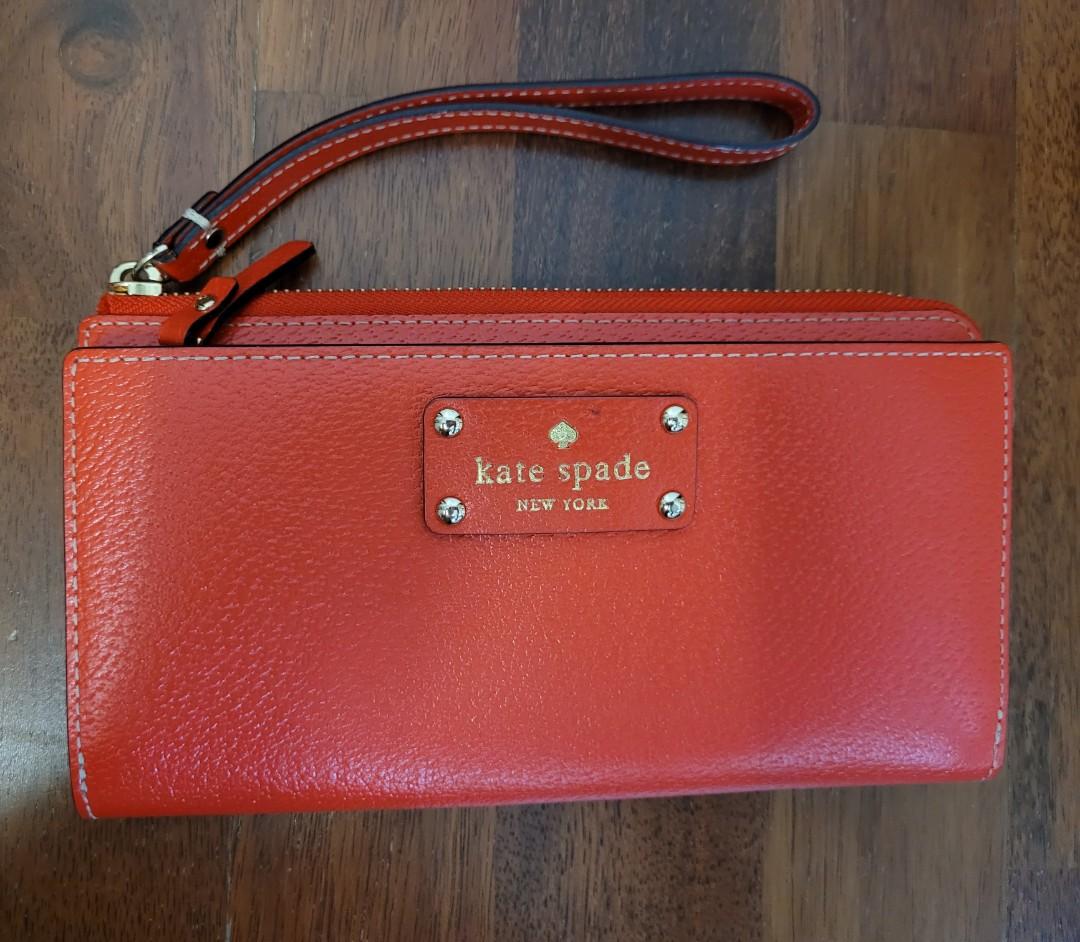 Kate spade wallet with cheap wrist strap